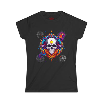 Camiseta gráfica con vibraciones de calavera