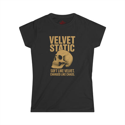 Camiseta gráfica de calavera estática de terciopelo