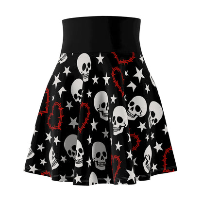 Gothic skater skirt with skull and heart print
Alternative punk fashion skirt with skull motif
