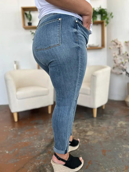 Full Size/Plus Size Cuffed Hem Slim Judy Blue Jeans