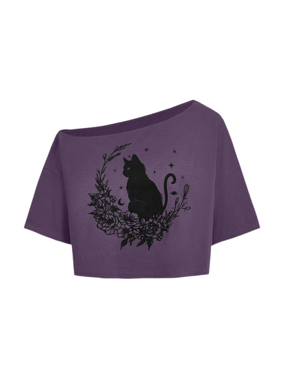  Mystic Familiar graphic tee with gothic cat motif

Purple gothic crop top featuring mystical black cat silhouette with floral wreath, stars, and crescent moon - alternative fashion S-5XL
