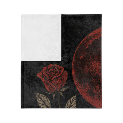 Thornveil gothic blanket with skull and rose motif
Alternative fashion velveteen blanket for gothic home decor
Edgy punk rock microfiber throw with skull and rose design