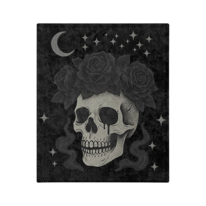 Boneveil gothic blanket with skull motif
Alternative fashion velveteen blanket for gothic bedding
Edgy punk rock microfiber throw with gothic skull design