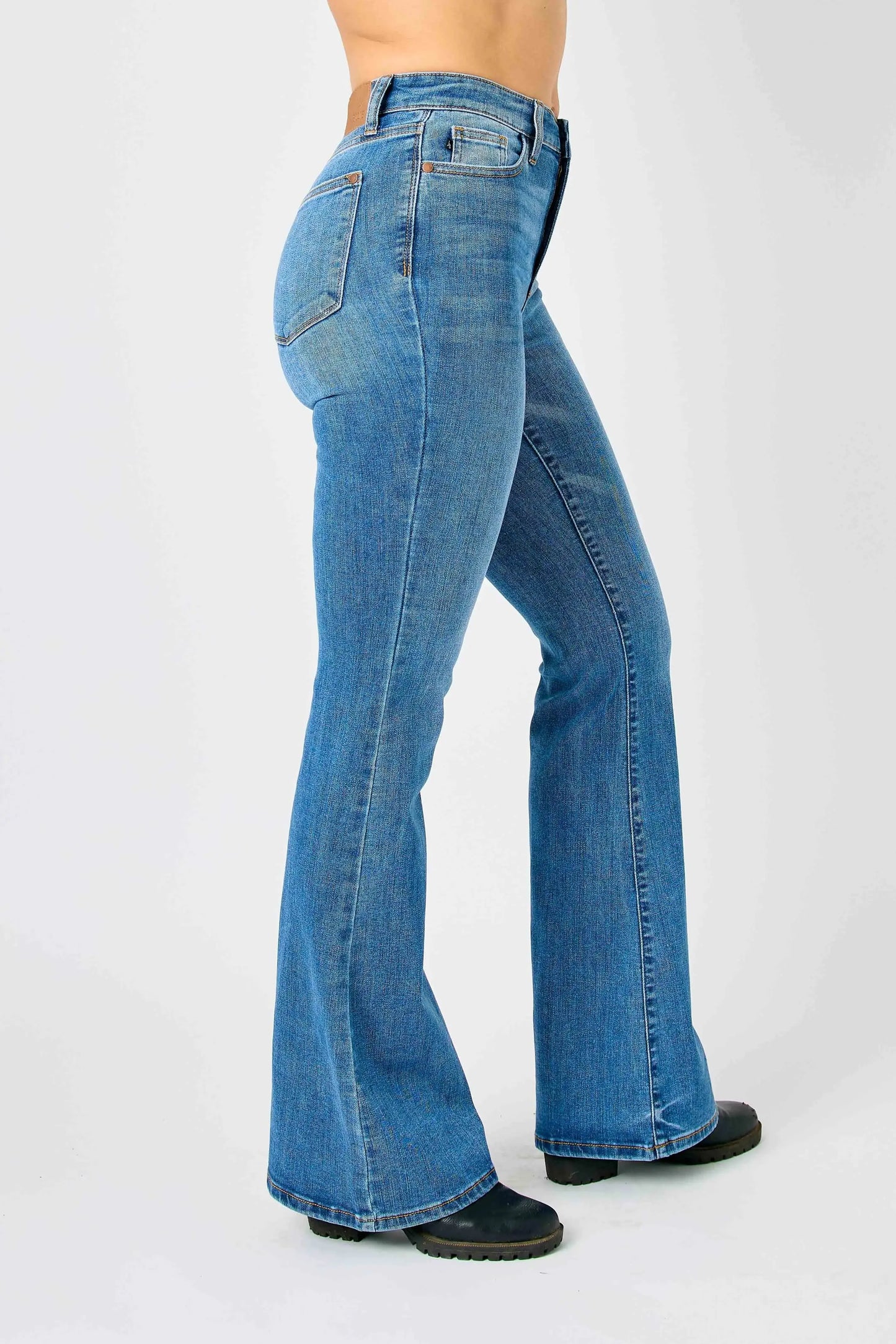 High Waist Classic Flare Judy Blue Jeans – Full & Plus Size