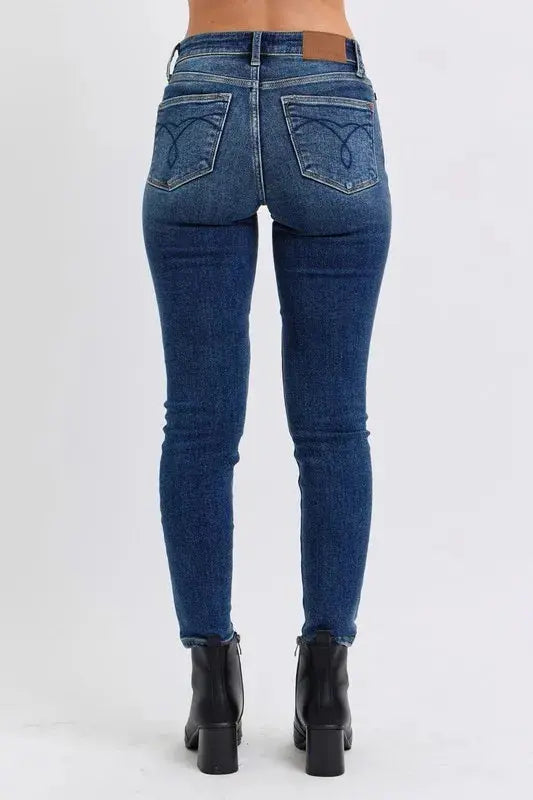 Curvy Mid-Rise Skinny Judy Blue Jeans with Thermal Lining