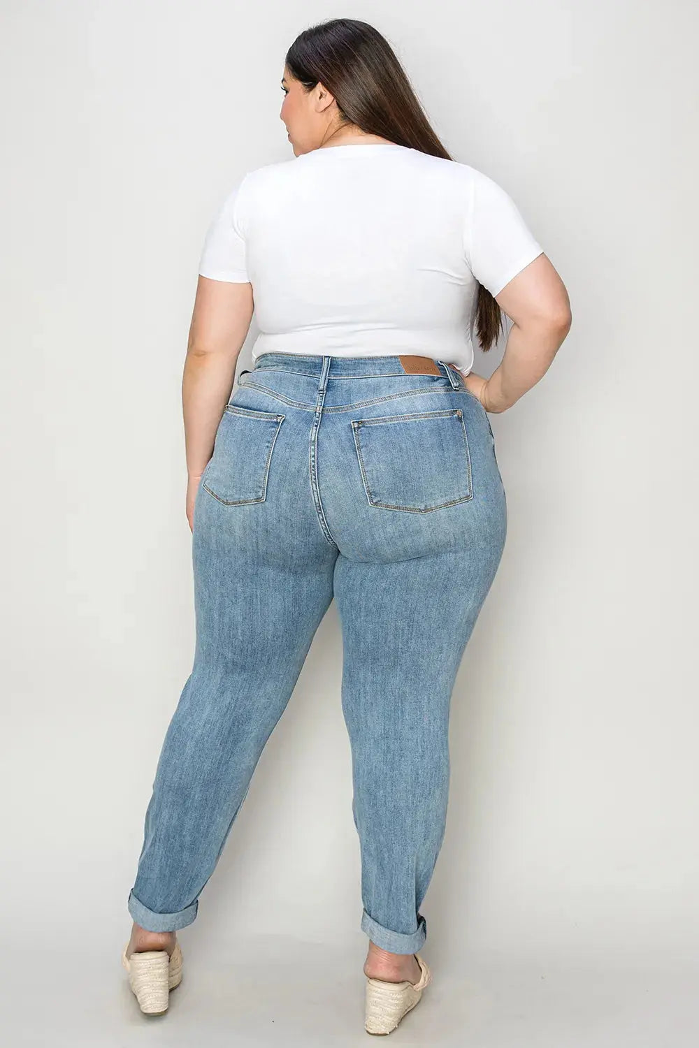Full Size/Plus Size Cuffed Hem Slim Judy Blue Jeans